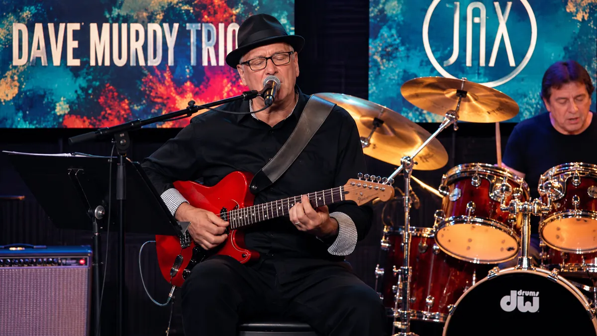 Dave Murdy performing at Campus JAX